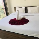 Sixth Sense Hospitality Service Apartments In Bandra Bkc