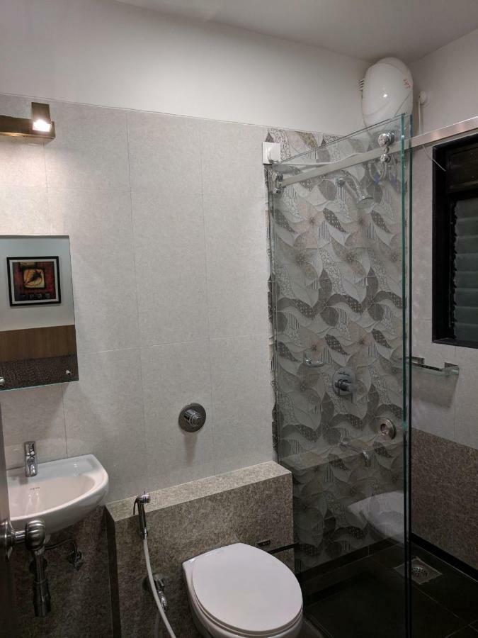 Sixth Sense Hospitality Service In Bandra Bkc Apartament Bombaj