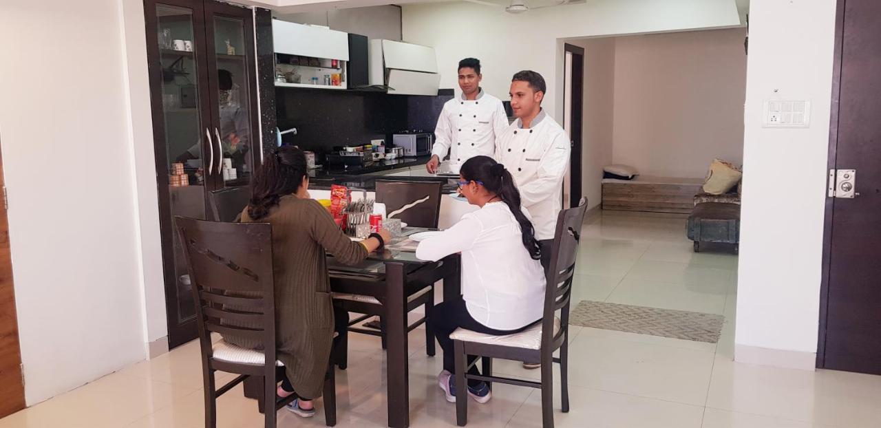 Sixth Sense Hospitality Service In Bandra Bkc